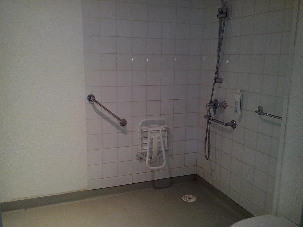 Ibis Budget Poitiers Sud Номер фото