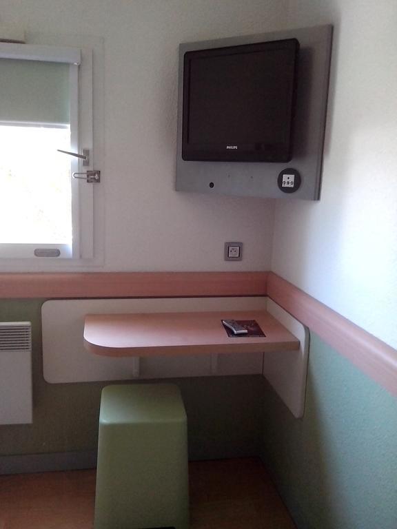 Ibis Budget Poitiers Sud Номер фото
